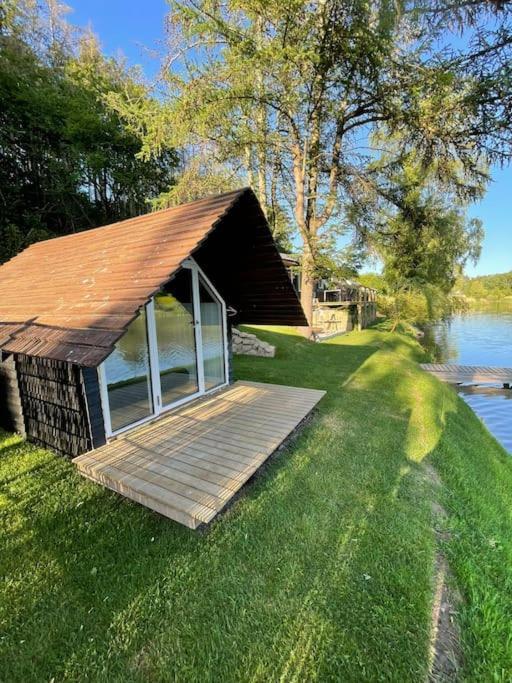 Hyggelig Sommerhus. Med Udsigt, Til Vand Fra Senge Vekso Exterior foto