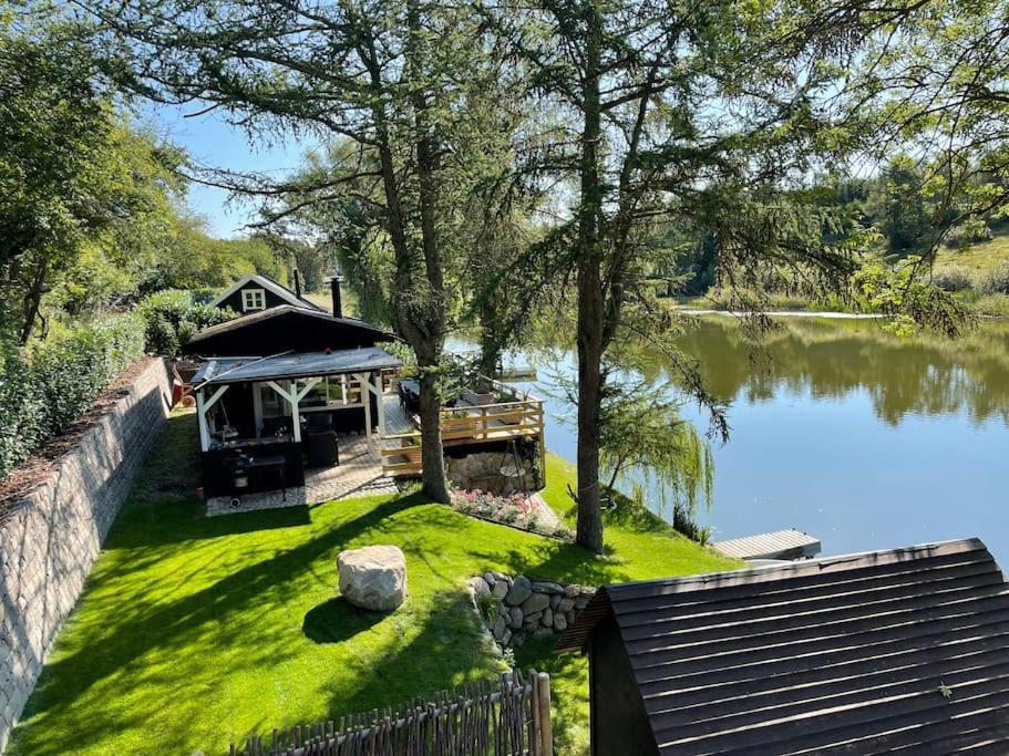 Hyggelig Sommerhus. Med Udsigt, Til Vand Fra Senge Vekso Exterior foto