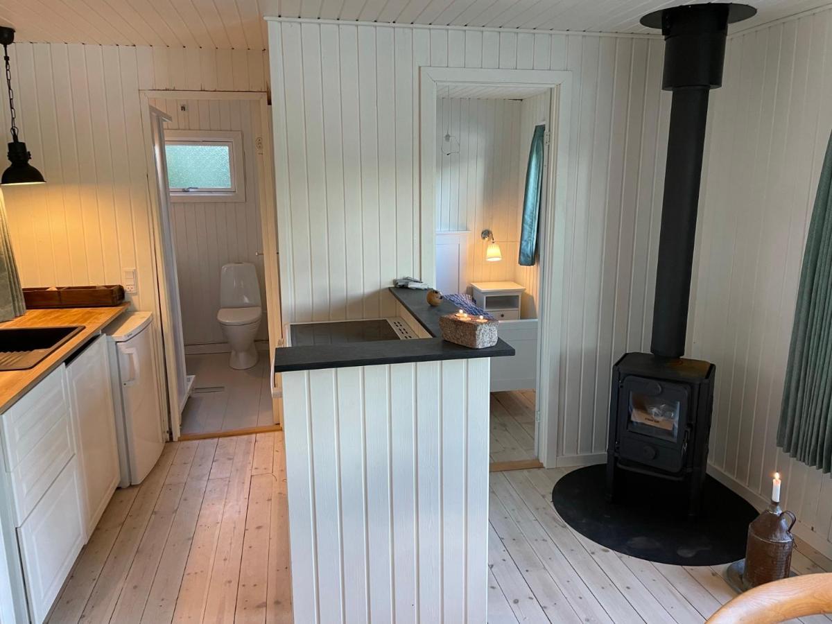 Hyggelig Sommerhus. Med Udsigt, Til Vand Fra Senge Vekso Exterior foto